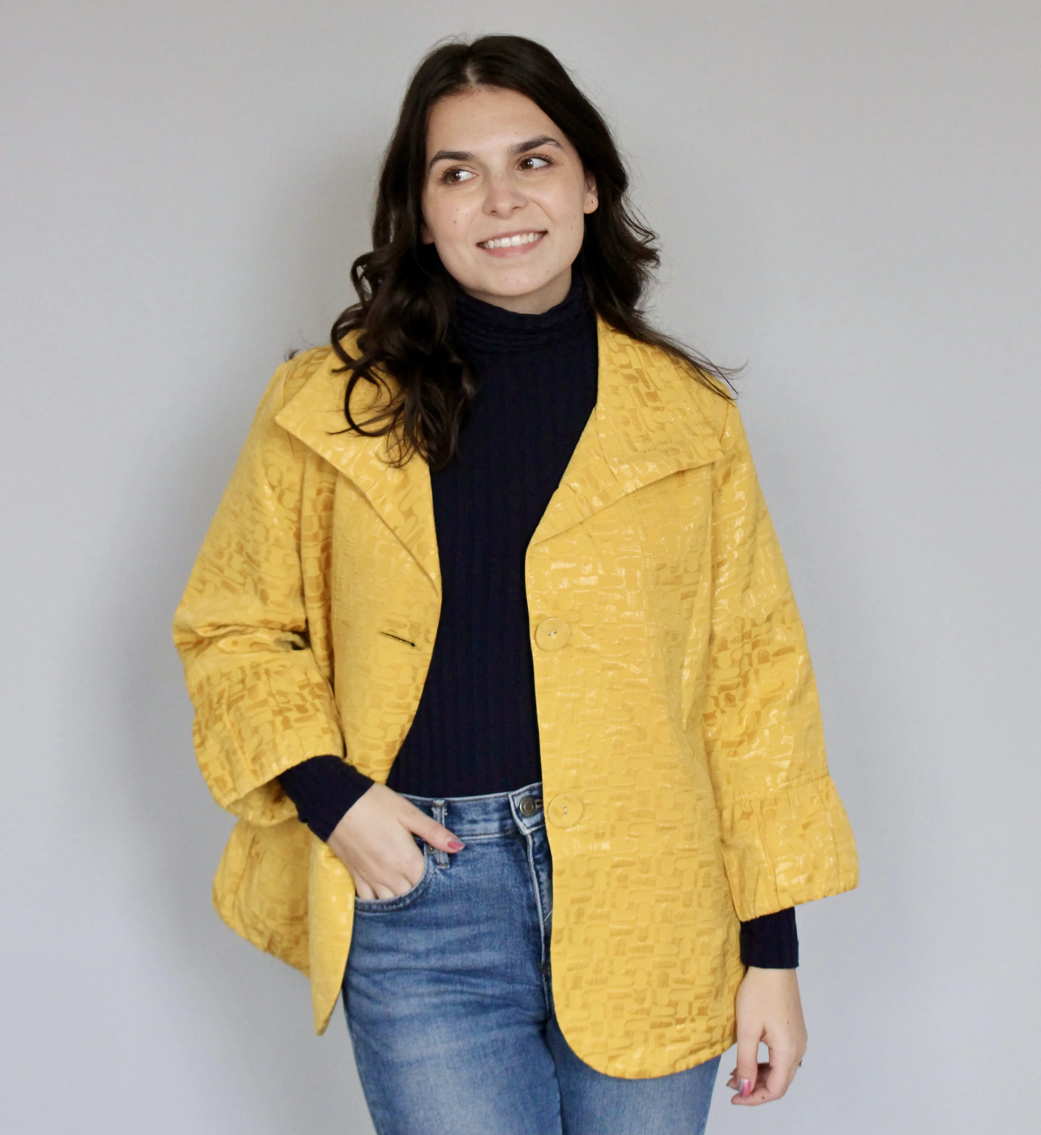 00's Quarter Length Sleeve Yellow Jacket