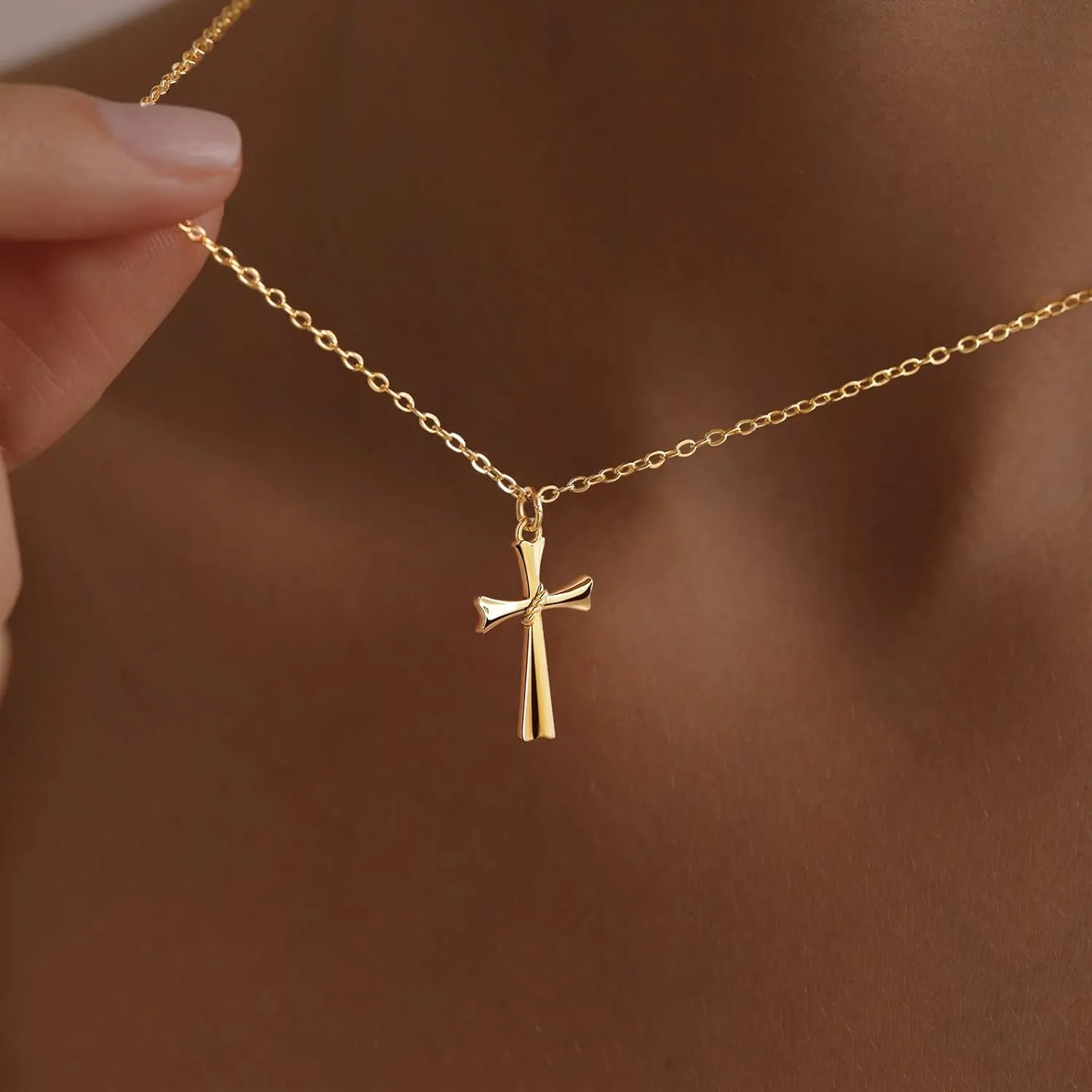 14k Gold Plated Cross Pendant Necklaces for Women Dainty Simple Love Heart Necklaces Trendy Gold Faith Cross Silver Adjustable Religious Necklace Jewelry Gifts for Her