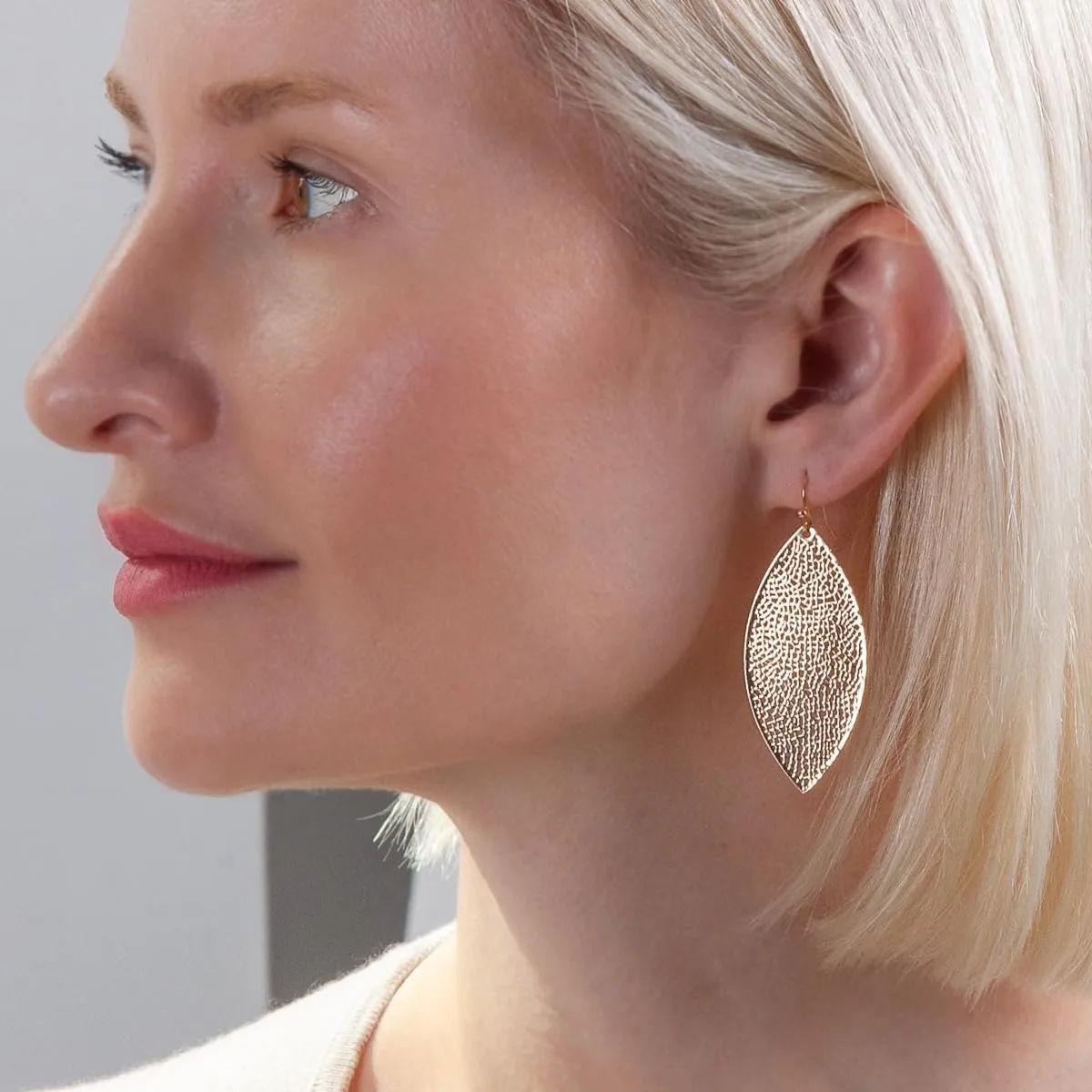 Boho Leaf Dangle Earrings for Women - Gold or Silver Tone Dangly Filigree Earrings - Lightweight Statement Earrings