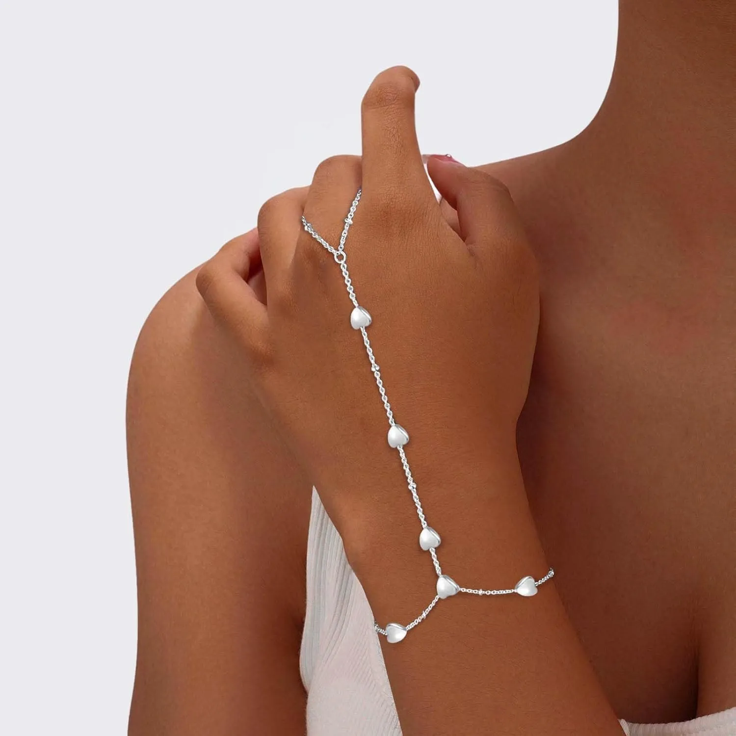 Bracelets for Women,14K Gold/Silver Plated Dainty Hand Chain Bracelets Trendy Ring Chain Bracelet Charm Gold Cuff Bangle Stackable Bracelets Fashion Body Jewelry Adjustable Waterproof Gifts for Her