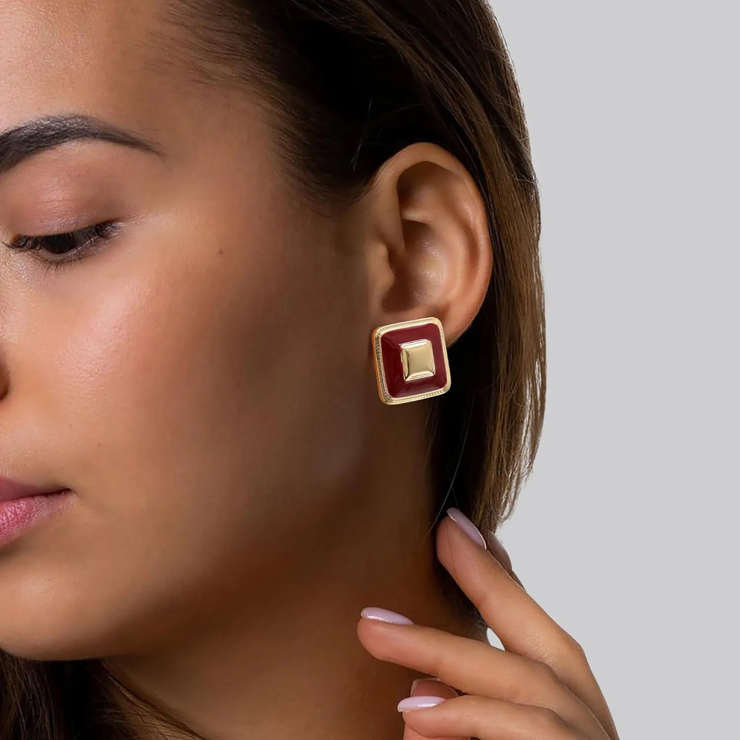 Chunky Gold Earrings Stud for Women Square Black Flower Stud Earrings Red Statement Earrings Dainty Large Retro Earrings Party Jewelry Gifts for Women