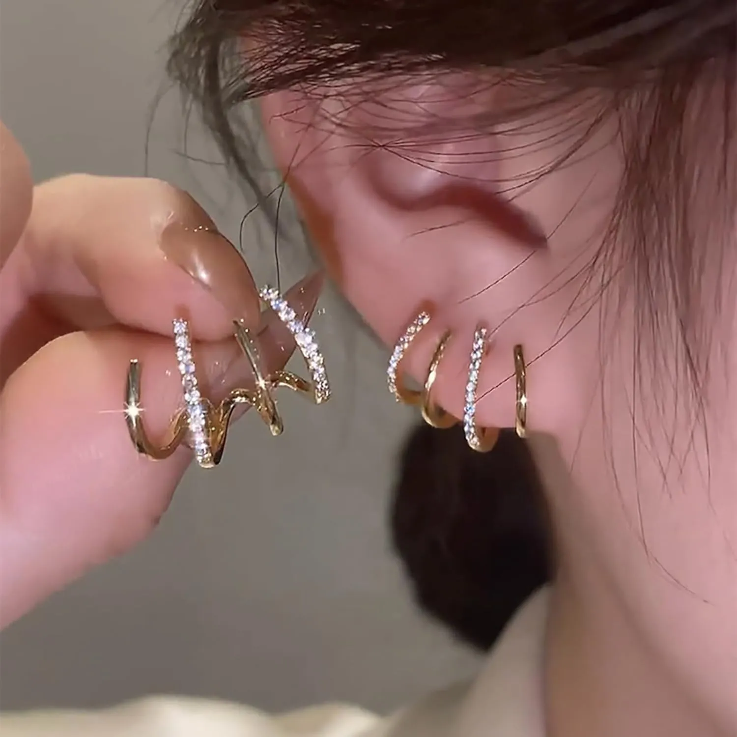 Claw Earrings for Women Trendy Gold Silver Stud Earrings Minimalist Cuff Earrings Sparkle Zircon Ear Wrap Piercing Stud Earrings