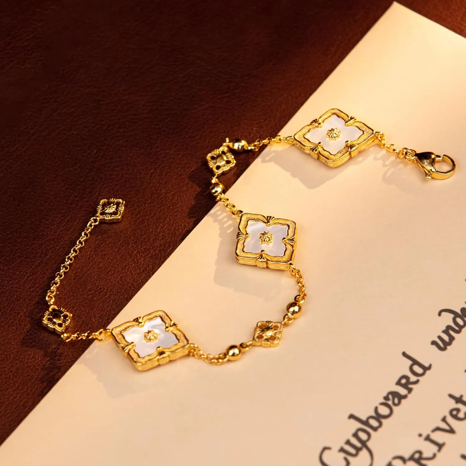 Clover Bracelets for Women - Four Leaf Clover Bracelet, Double-Sided Gold Lucky Bracelets, Birthday gift bracelet Jewelry Gifts