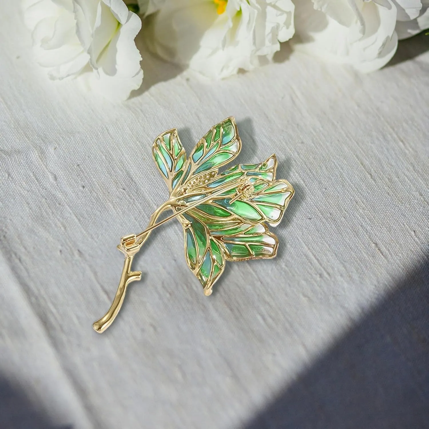 Crystal Flower Brooch Pins for Women Elegant Enamel Rhinestone Floral Brooches Pin Fashion Jewelry for Party Dance Wedding Banquet Brooch for Women Gift