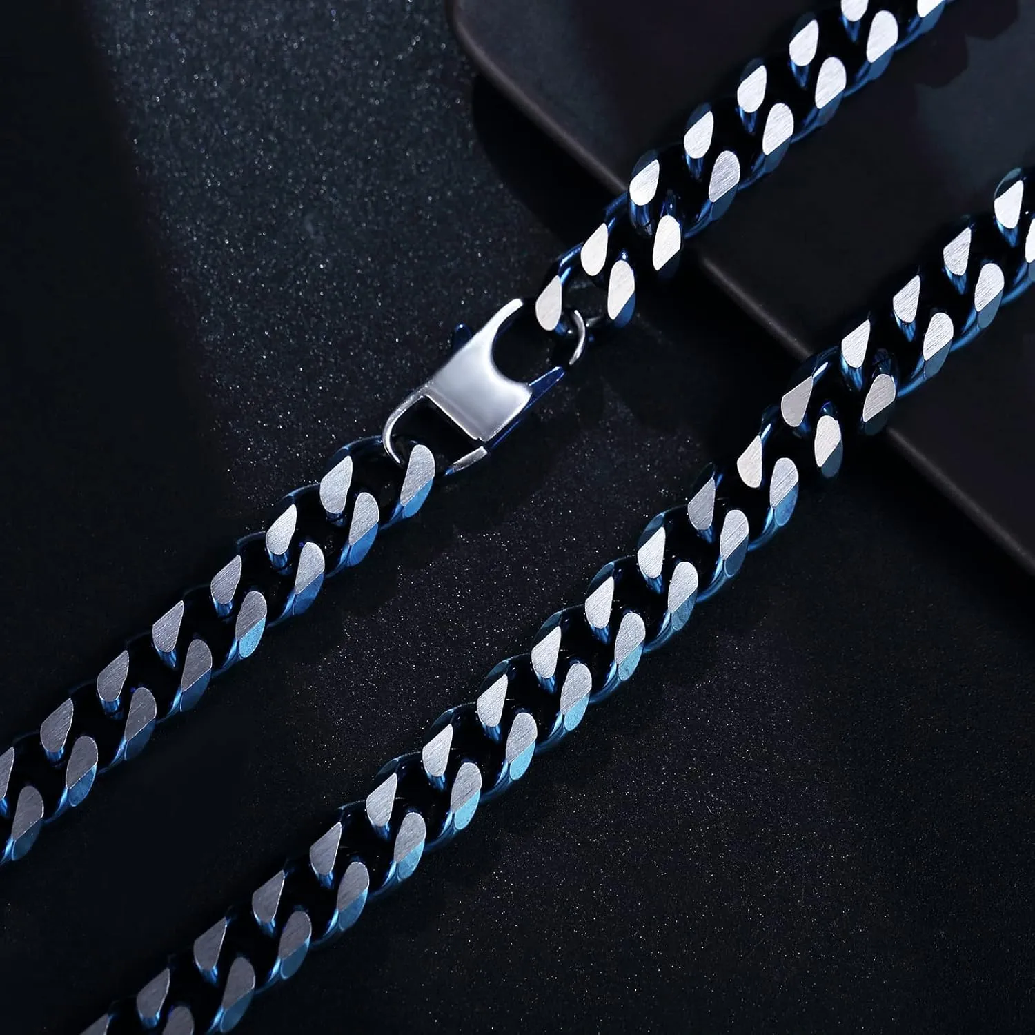Cuban Link Chain Necklace for Men, 10MM Diamond-Cut Stainless Steel Two Tone Cuban Link Chain 18/20/22/24 Inch Blue/Black/Gold-Silver Necklace for Women Hypoallergenic Hip Hop Jewelry Gifts