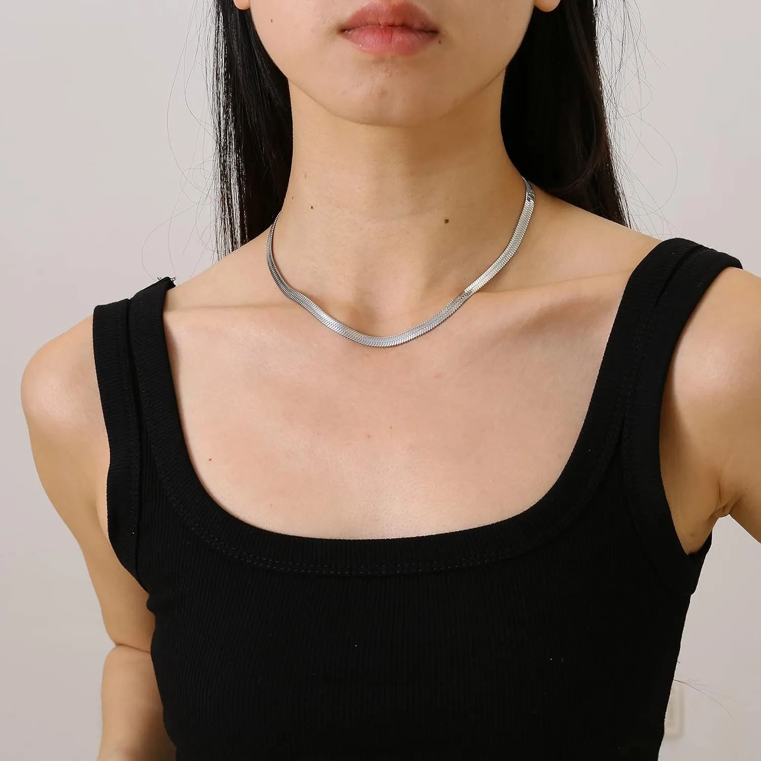 Dainty Chain Necklace for Women 18K Gold Plated Coin Disc Choker Necklaces Simple Satellite Beaded Twisted Chain Necklace Delicate Thin Paper Clip Necklaces Everyday Jewelry