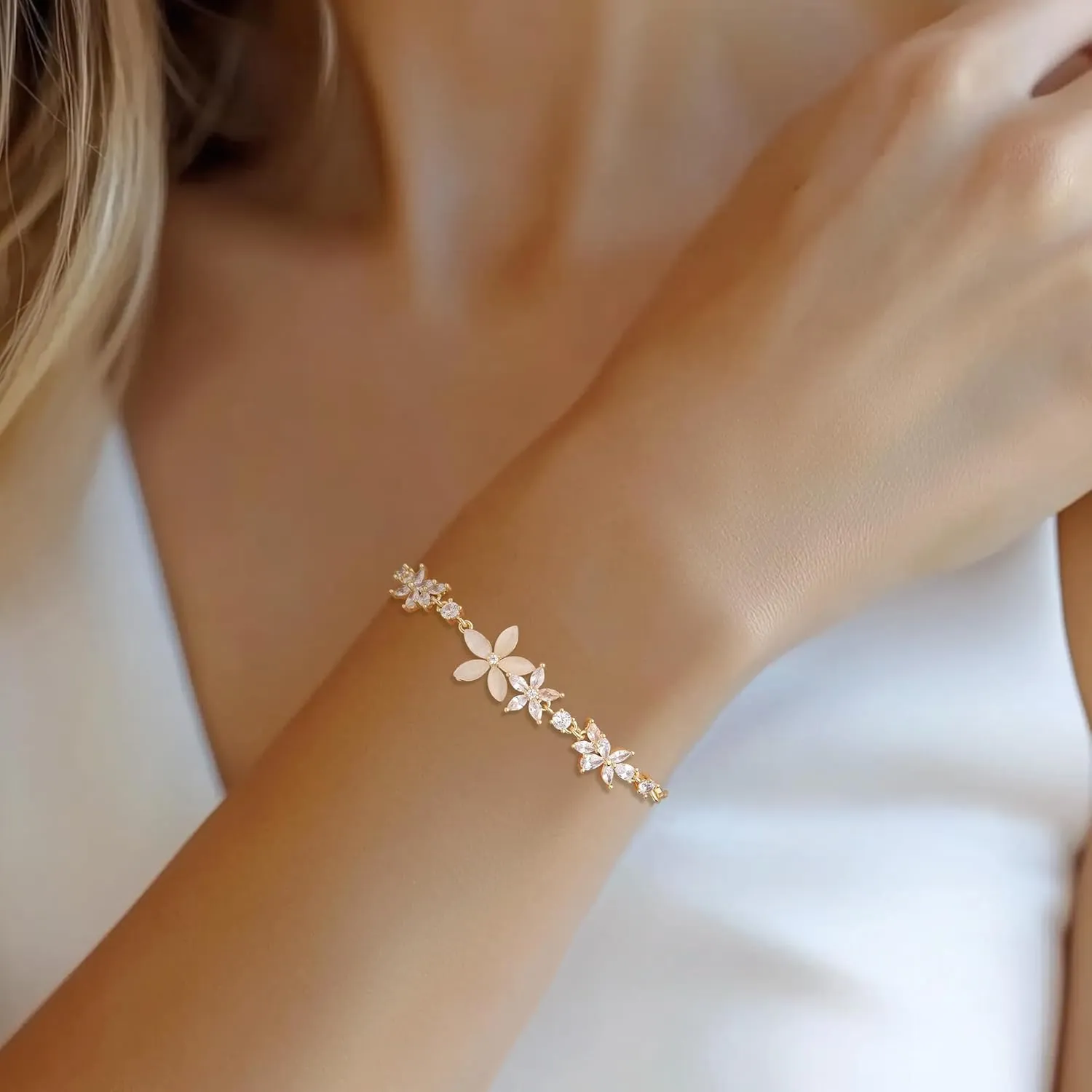 Dainty Gold Silver Flower Bracelets for Women, Sparkly Adjustable Box Chain Opal Rhinestone Slider Bracelet Spring Prom Holiday Jewelry Gift