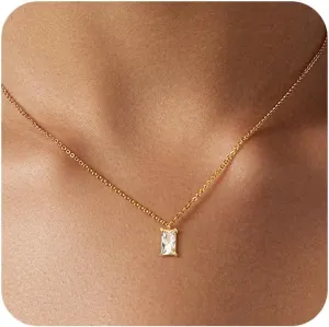 Diamond Pendant Necklace for Women, Dainty Gold Necklace 18k Gold Plated Paperclip Choker Necklaces Cute Open Oval Necklaces Simple Gold Necklace Jewelry Gifts for Women Trendy