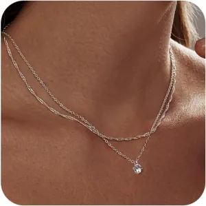 Diamond Pendant Necklace for Women, Dainty Gold Necklace 18k Gold Plated Paperclip Choker Necklaces Cute Open Oval Necklaces Simple Gold Necklace Jewelry Gifts for Women Trendy