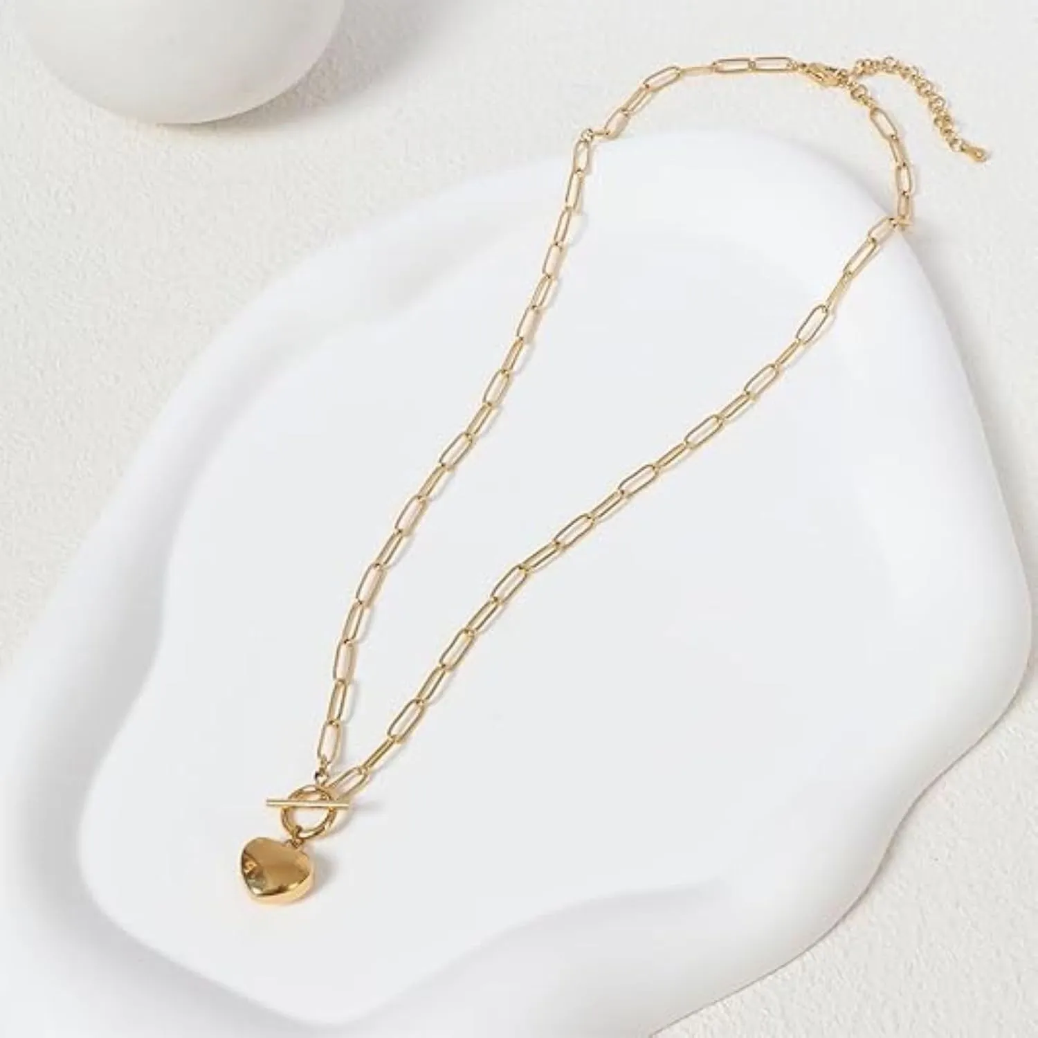 Exceptional Standard Gold Heart Necklace Puffy Heart Necklaces for Women Statement Necklace Long Layered Necklaces for Women Infinity Heart Necklace Metal Heart Pendant Choker Necklace