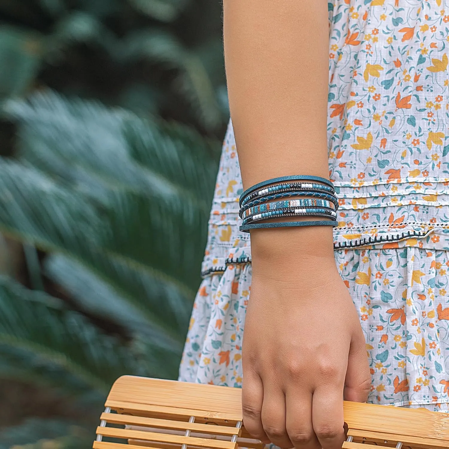 FANCY SHINY Boho Leather Wrap Bracelets Trendy Layered Bracelets with Magnetic Clasp Strackable Bohemian Jewelry Gifts for Women