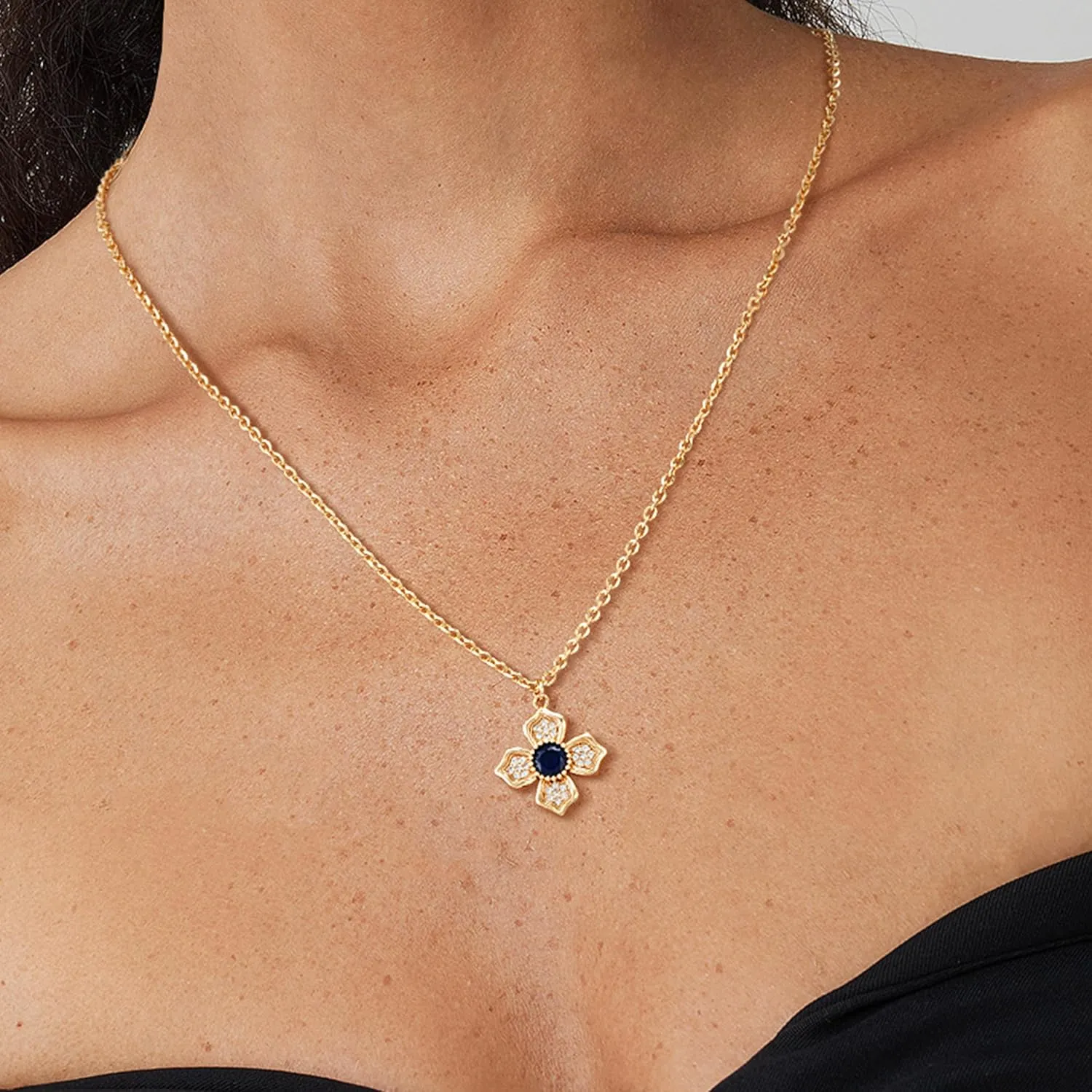 Fettero Layered Gold Necklaces for Women Dainty Necklace 14K Gold Plated Layered Necklaces Trendy Charm Floral Clover Pendant Necklace Stack Neckalce Jewelry Set for Engagement Birthday