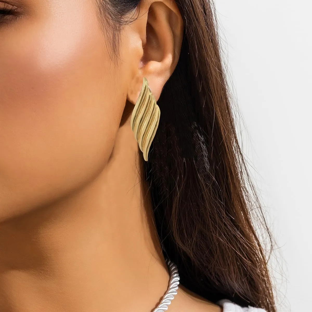 Gold Chunky Statement Earrings for Women Chunky Layered Twisted Hoop Earrings Gold Wings Textured Drop Earrings Vintage Jewelry Gift for Women