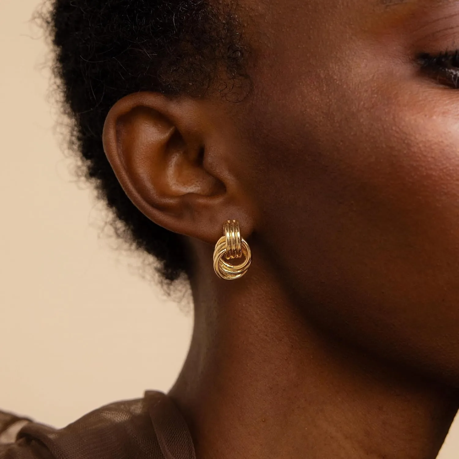 Gold Earrings for Women Trendy,14K Gold Stud Earrings Dainty Earrings Simple Minimalist Huggie Earrings Gold Hoop Earrings Hypoallergenic Earring for Women Gifts