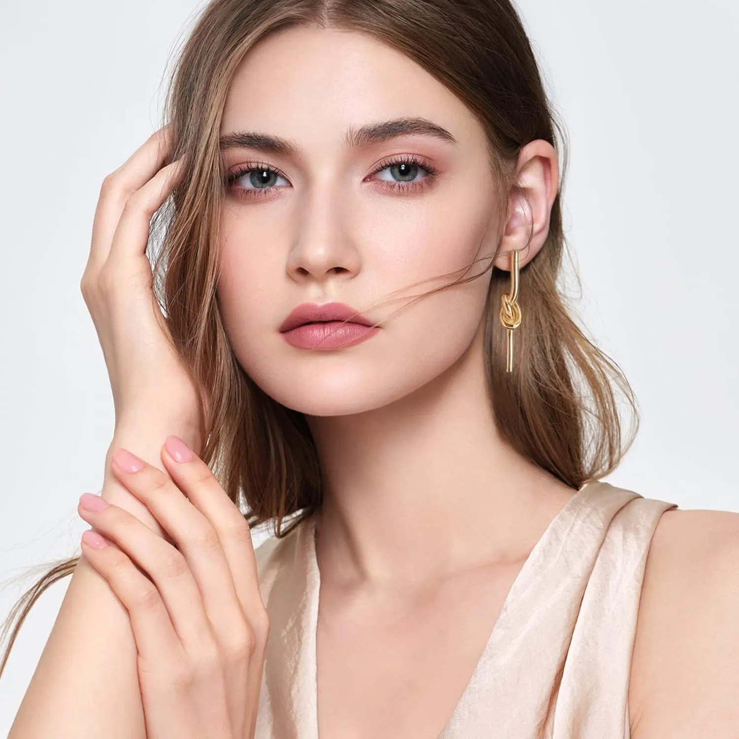 Gold Hoop Earrings for Women 18K Gold Plated Knot Hoop Earrings Statement Lightweight Thick Trendy Small Gold Open Hoops Fashion Jewelry