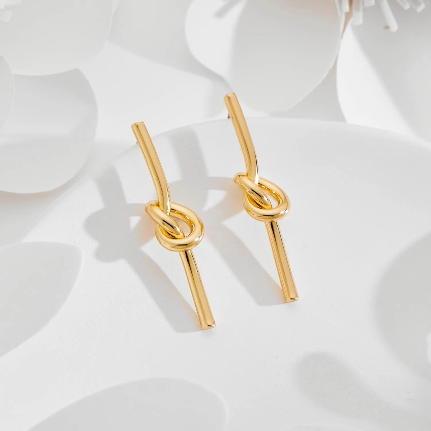 Gold Hoop Earrings for Women 18K Gold Plated Knot Hoop Earrings Statement Lightweight Thick Trendy Small Gold Open Hoops Fashion Jewelry