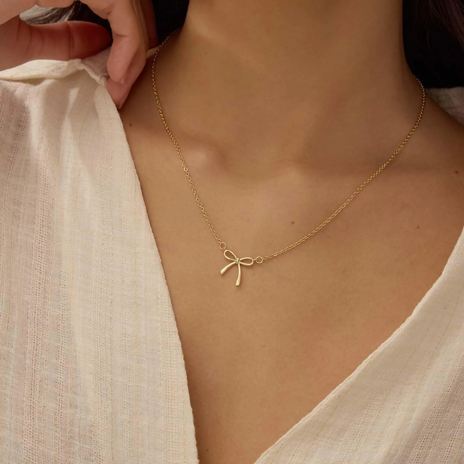 Gold Necklace for Women Dainty Bow Necklace 14K Gold Plated Cute Choker Necklace Small Bow Pendant Charm Necklaces Teen Gift Trendy Stuff Personalized Jewelry Gifts