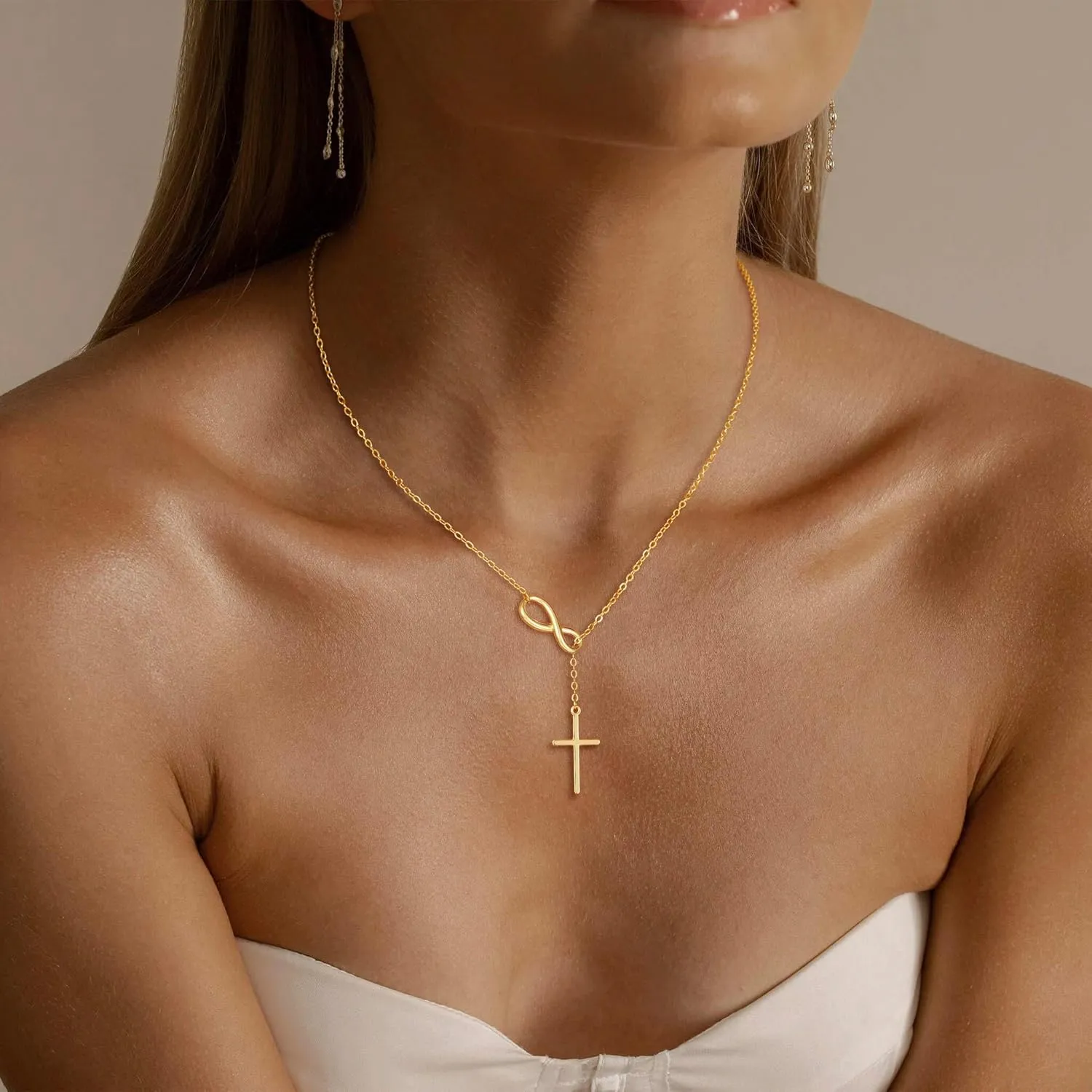 Gold Necklaces for Women, Dainty Layered 14k Gold Plated/Silver Cuban Chain Necklaces for Women Trendy Non Tarnish Simple Pendent Chocker Necklace Fashion Jewelry for Women