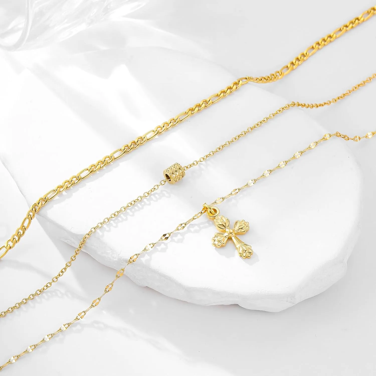 Gold Necklaces for Women Fashion Jewelry Cute Pendant Layered Necklaces Plated 14k Gold Chain Stainless Steel Necklace for Women Love Chain Heart Personalized Jewelry Set