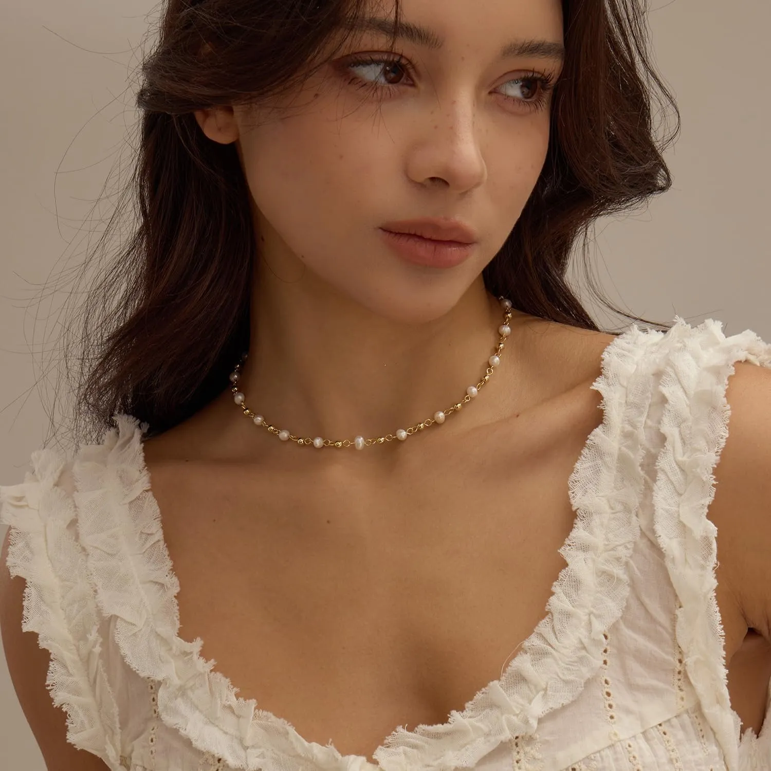Gold Pearl Necklaces for Women, 14K Natural Freshwater Dainty Pearl Choker Necklaces for Women, Elegant Jewelry for Mom, Wife - Valentine's Day, Anniversary, Wedding Gift