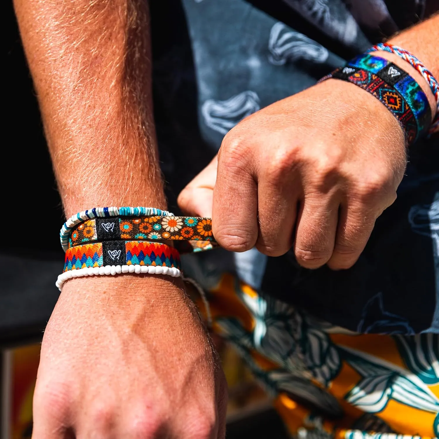 Hang Loose Bands - Southwestern Bracelet for Men, Women & Teens - Comfy Tribal Print and Boho - Western Style Reversible Wristband