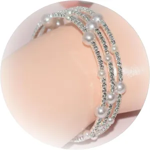 Harry and Henry 3 Layered Pearl Bracelets for Women Sparkling Rhinestone Bracelets Gold Silver Wedding Bracelet Prom Jewelry Christmas Gifts
