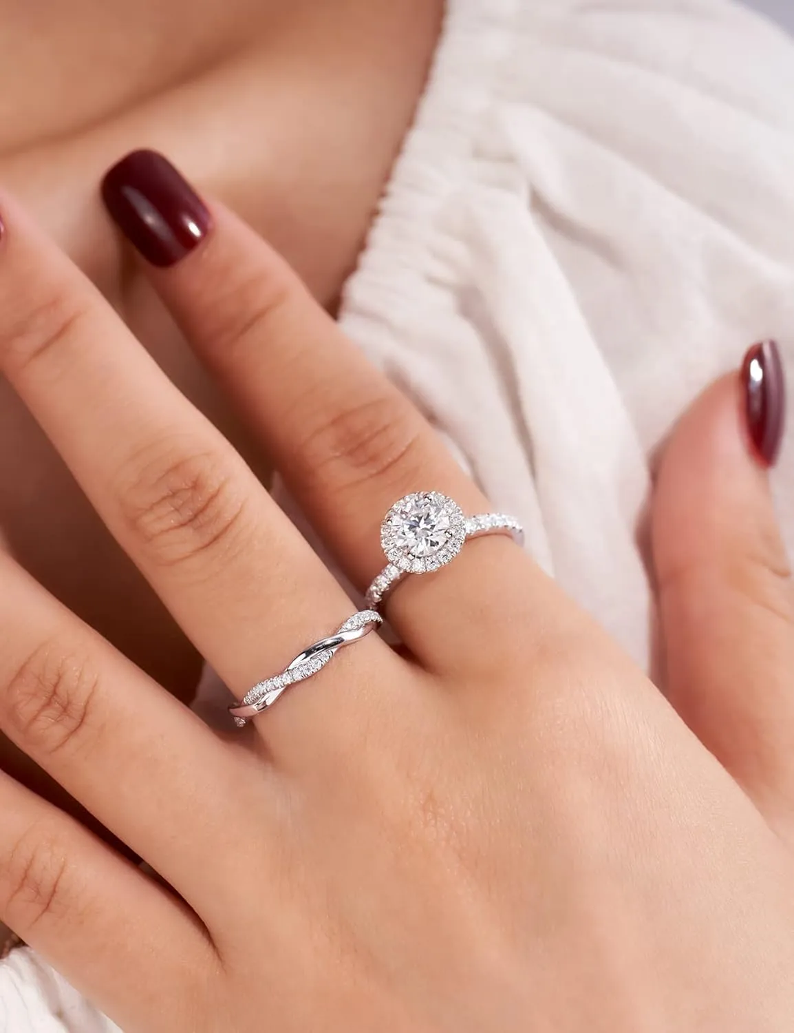 IMOLOVE Moissanite Wedding Band Wedding Rings for Women Twisted Rings 925 Sterling Silver Rings with 18K White Gold Plated Eternity Stackable Engagement Ring Anniversary Band Size 4-11