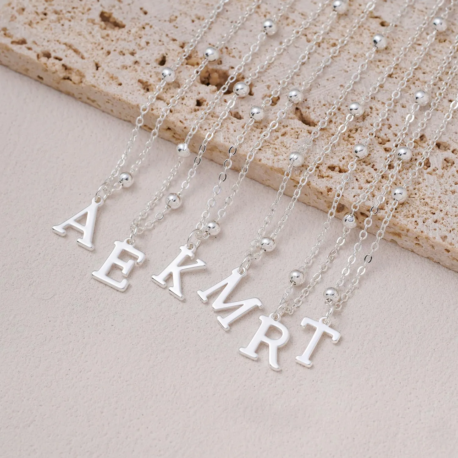 Initial Necklaces for Women Dainty Gold Letter Pendant Necklace 14k Gold Plated A-Z Name Necklaces Cute Charm Choker Necklace Fashion Accessories Non Tarnish Trendy Jewelry Gift