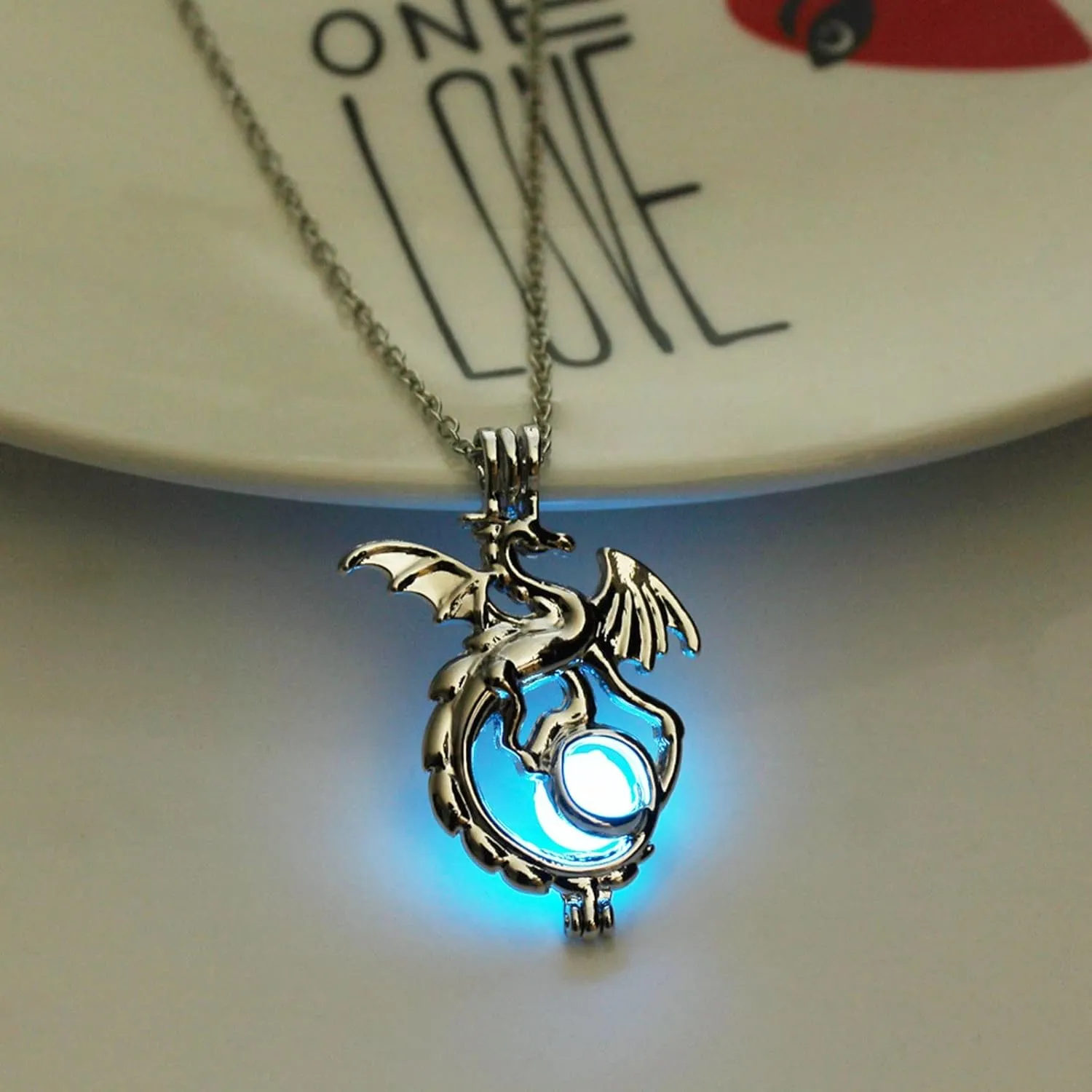 Jewelry for Women Luminous Dragon Necklace Halloween Fluorescent Stone Necklace Glow in The Dark Accessories