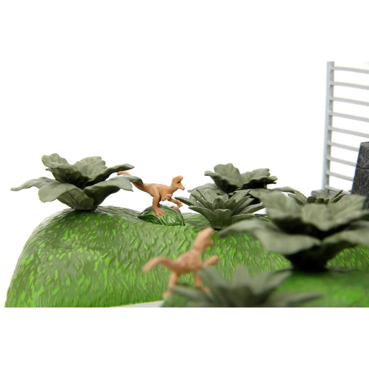 Jurassic Park Gate and Nano Hollywood Rides Vehicle Diorama - Jada