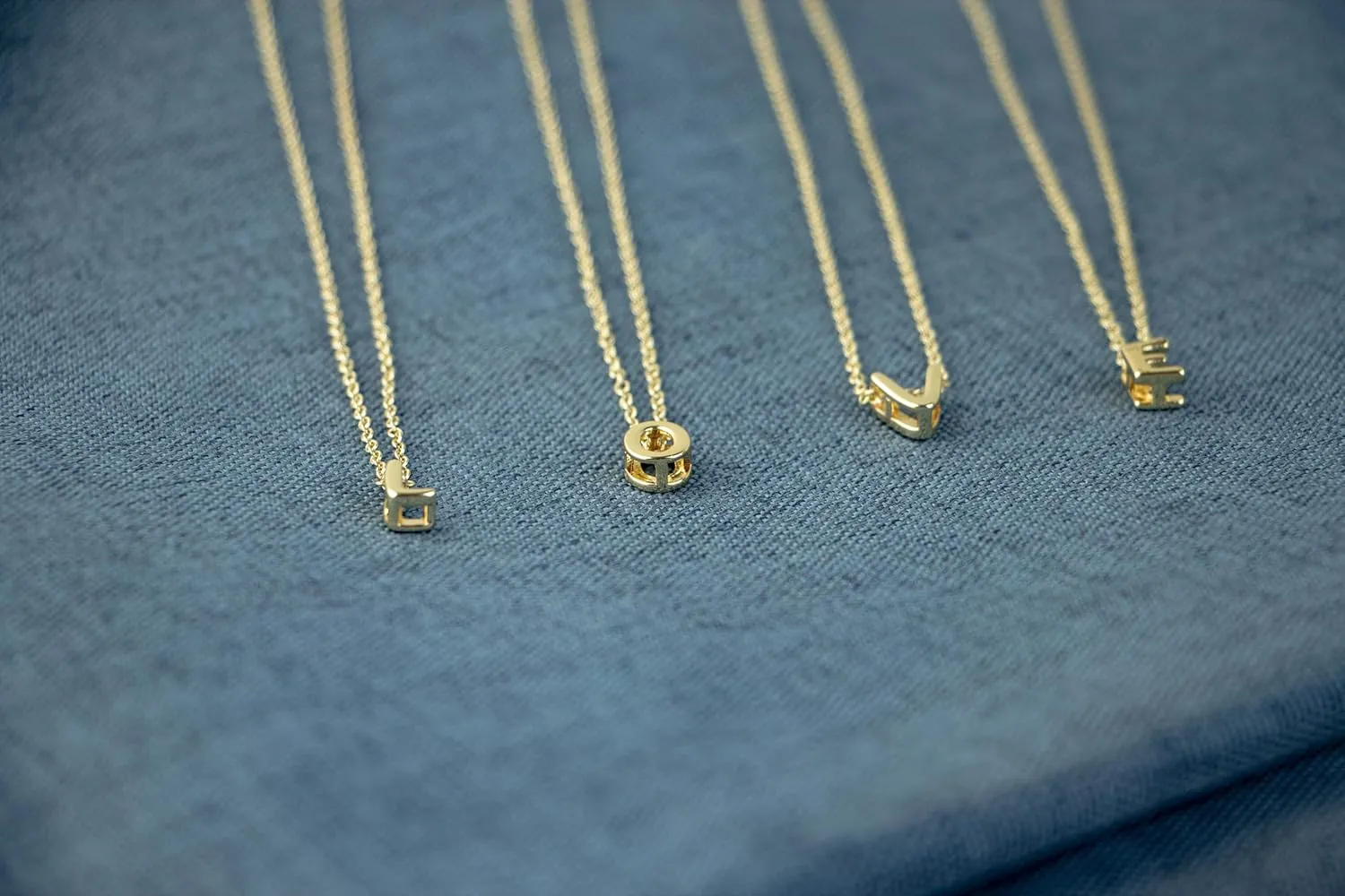 Layered Bubble Initial Necklaces Letter for Women 14K Gold Plated A-Z Necklace Small Dainty Cute Name Choker Necklaces Trendy Gold Personalized Jewelry Gift for Women