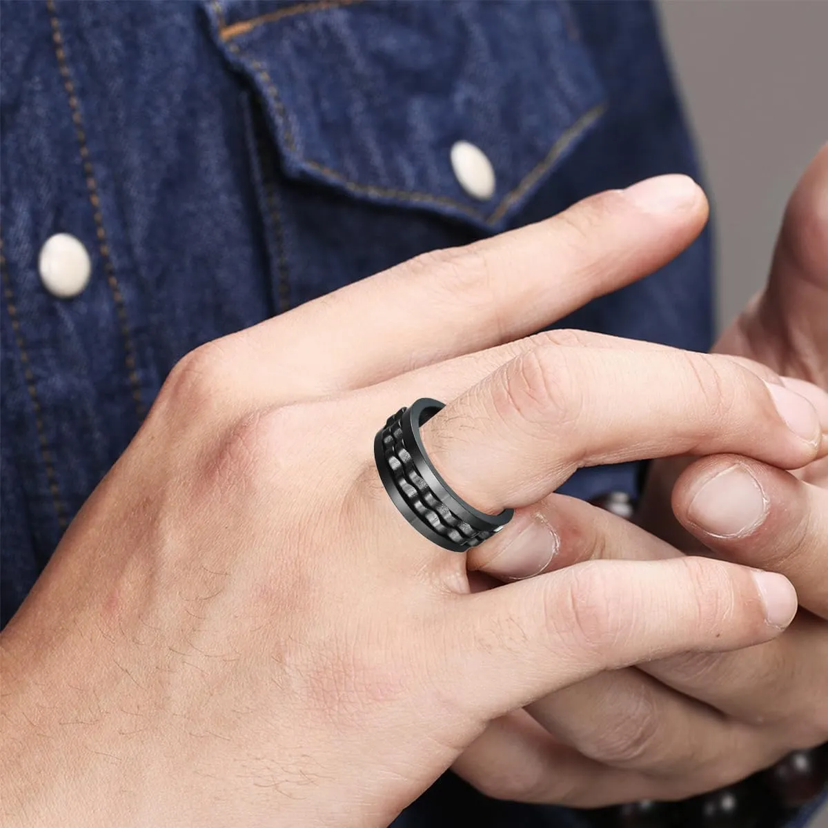 Mens Fidget Rings Anxiety Spinner Rings for Men Classic Chain Rings for Women Adults Titanium Steel Ring