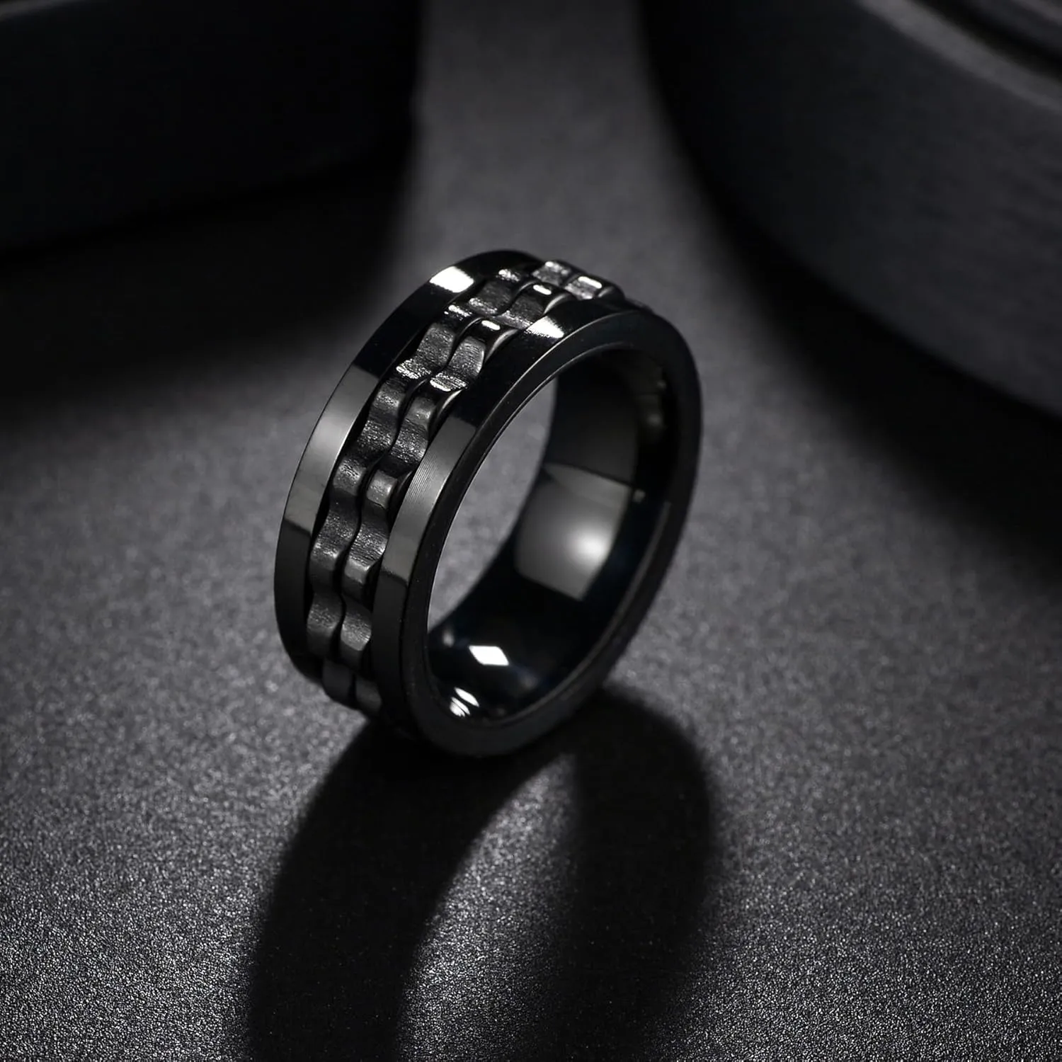 Mens Fidget Rings Anxiety Spinner Rings for Men Classic Chain Rings for Women Adults Titanium Steel Ring