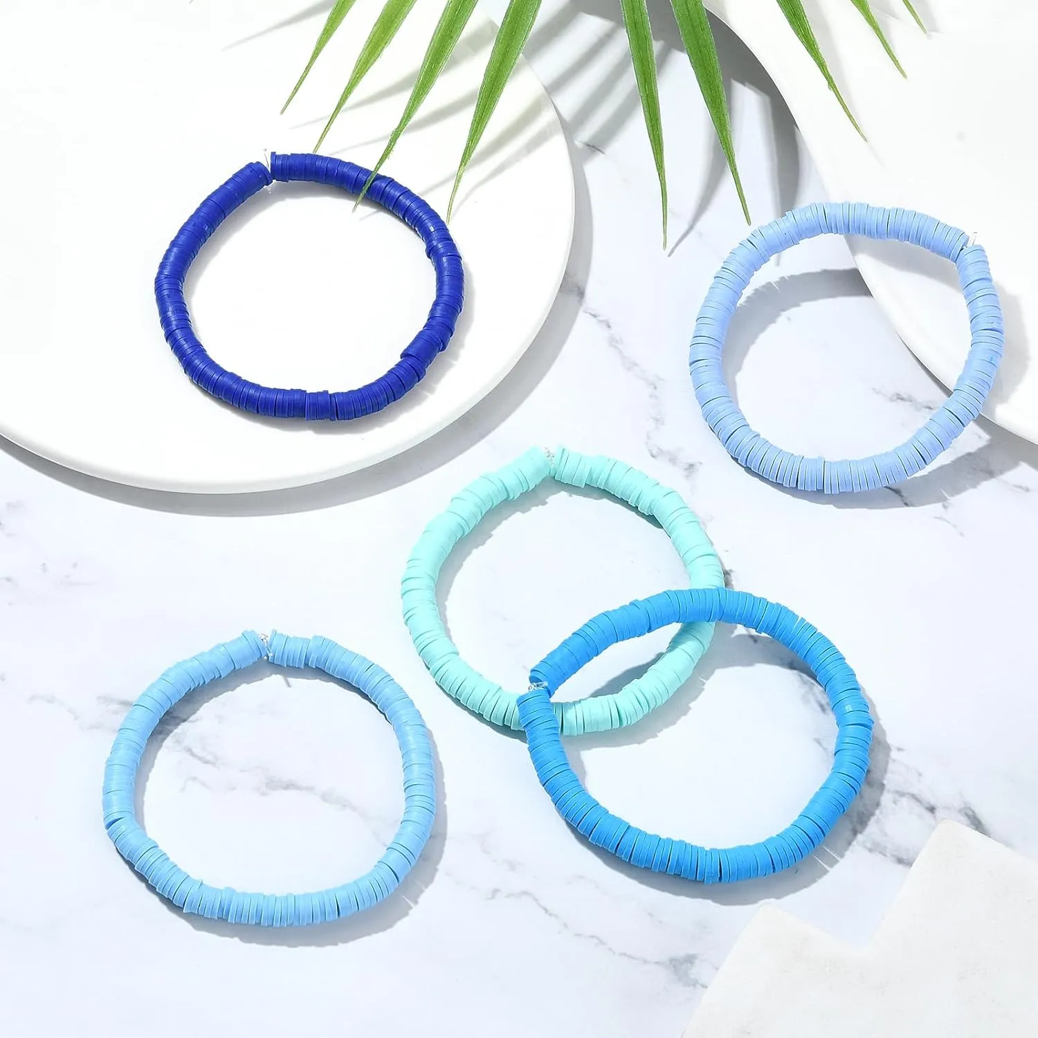 Ornaland 30 Pcs Hei Shi Surfer Bracelets Friendship Bracelets Clay Bead Bracelets Polymer Clay Stretch Bracelet Stackable Bracelet Set Women Summer Beach Jewelry for Women