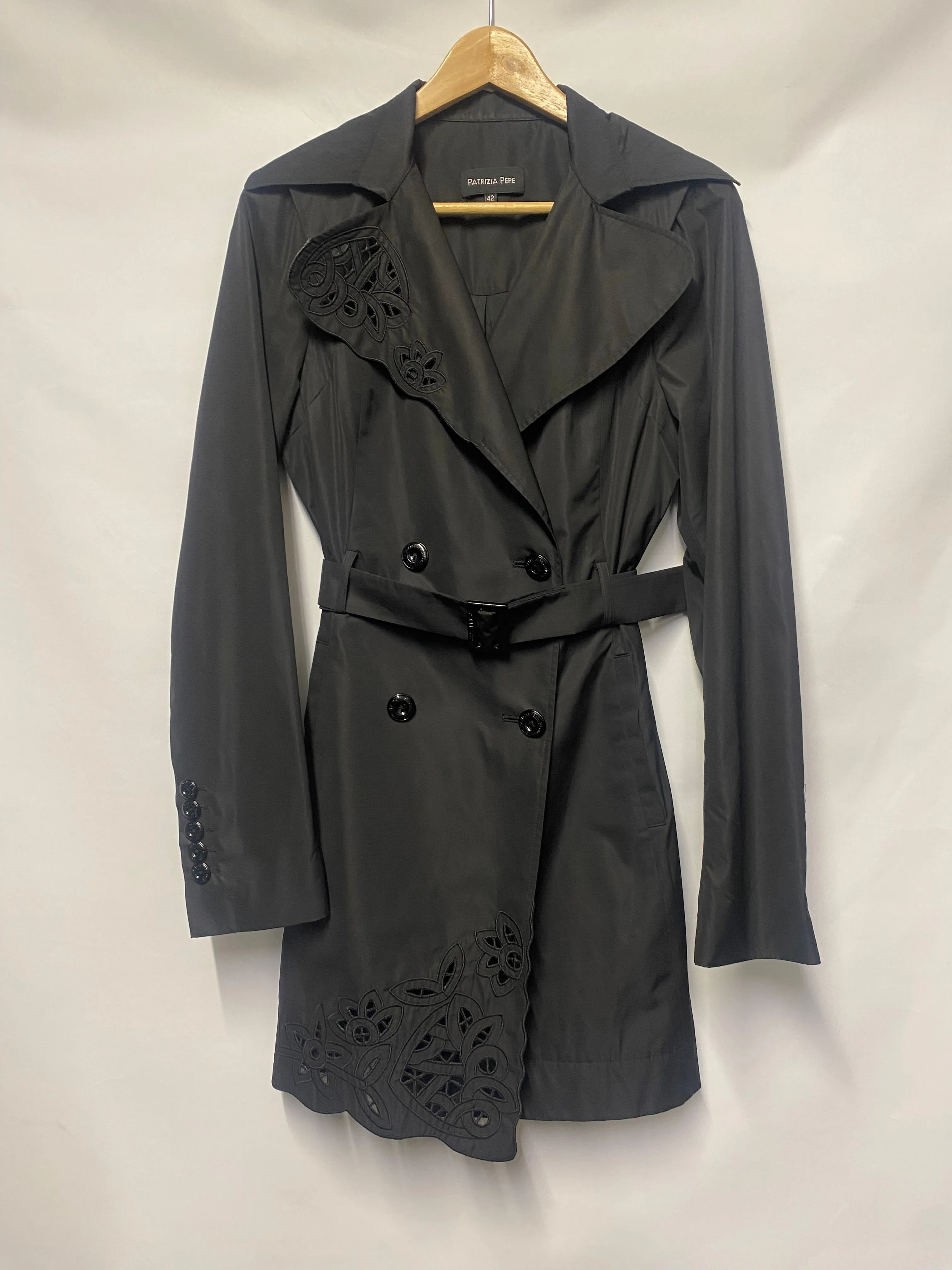 Patrizia Pepe Black Cut-Out Short Trench 42/10