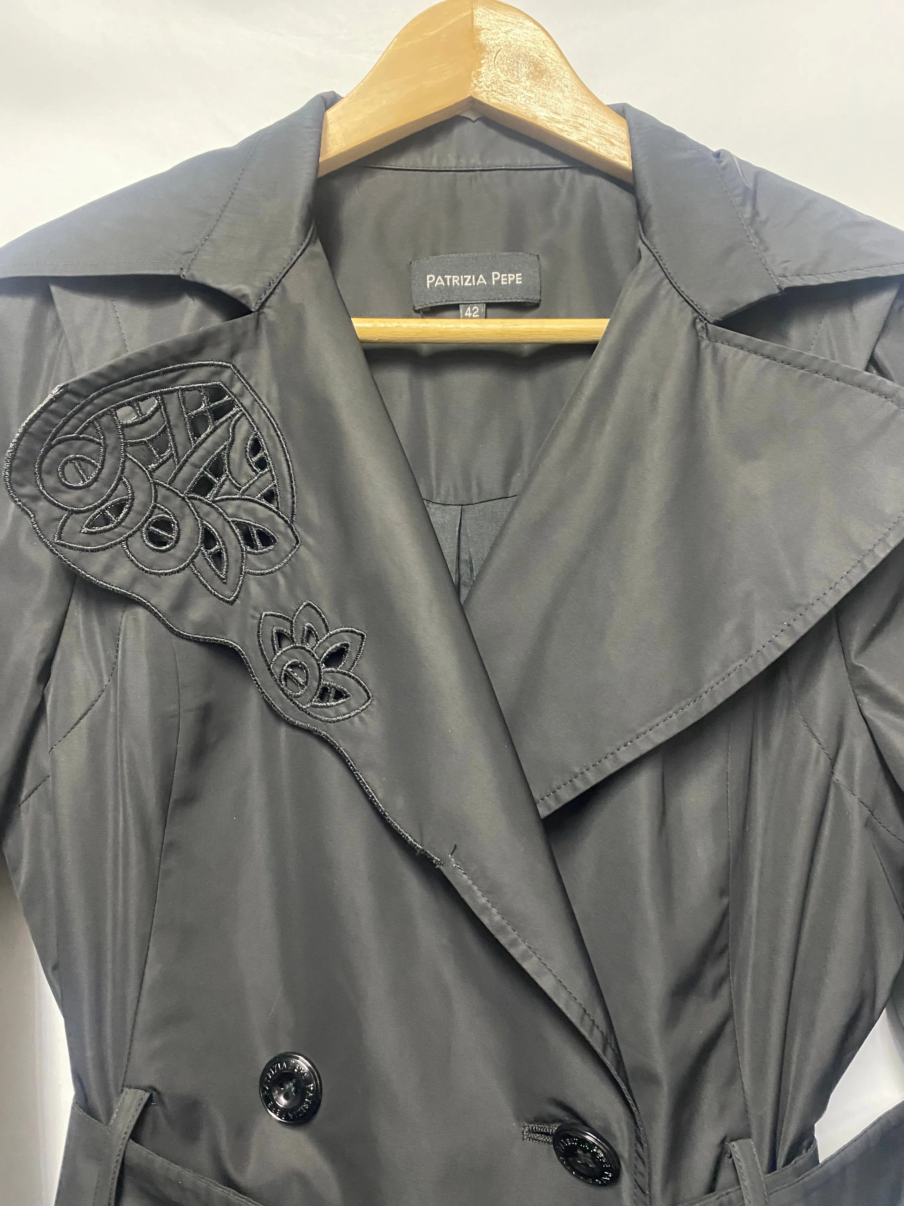 Patrizia Pepe Black Cut-Out Short Trench 42/10