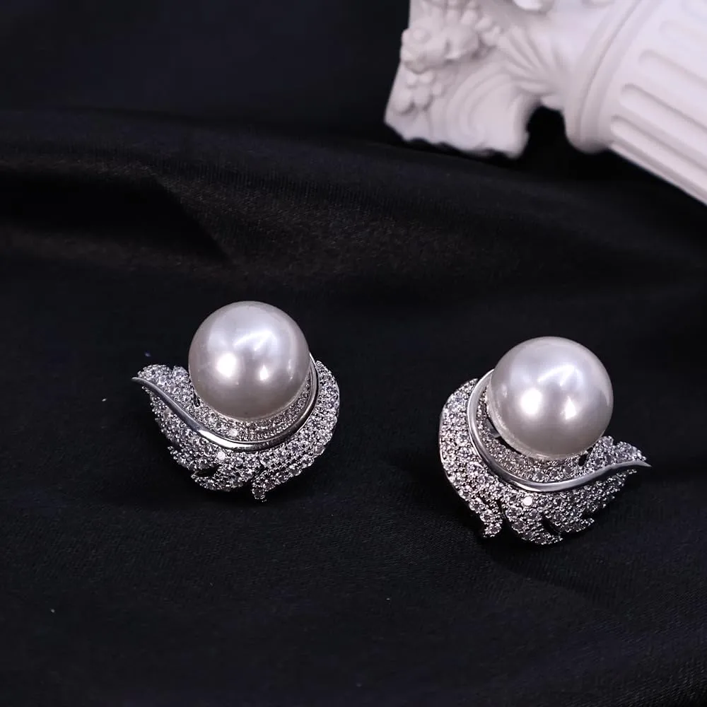 Pearl Earrings for Women, Cultured Stud Pearl Earrings Jewelry for Girls, Silver/Gold Plated Prom Jewelry Dangle Studs Cubic Zirconia Pearl Earrings for Gifts