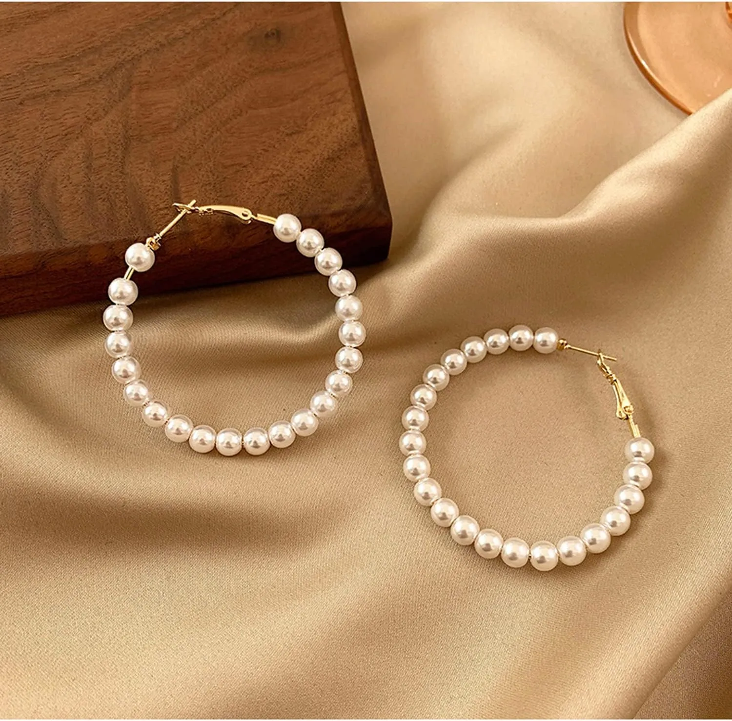 Pearl Hoop Earrings for Women Fashion Dangle Hypoallergenic Earrings Drop Dangle Earrings Gifts for Women