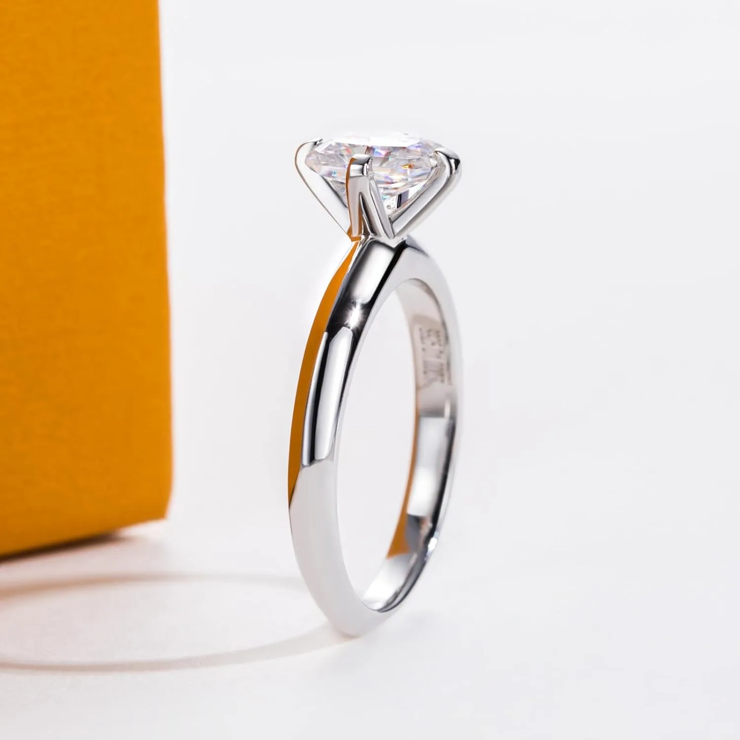 Radiant/Emerald Cut Moissanite Wedding Engagement Ring 1.3/1.6cttw D Color VVS1 Clarity 925 Sterling Silver 3 Stones Promise Anniversary Rings for Women with Certificate
