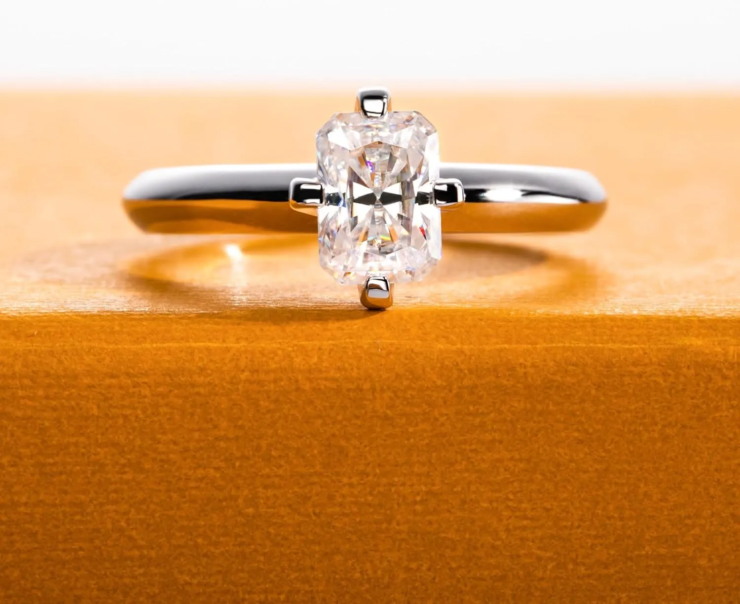 Radiant/Emerald Cut Moissanite Wedding Engagement Ring 1.3/1.6cttw D Color VVS1 Clarity 925 Sterling Silver 3 Stones Promise Anniversary Rings for Women with Certificate
