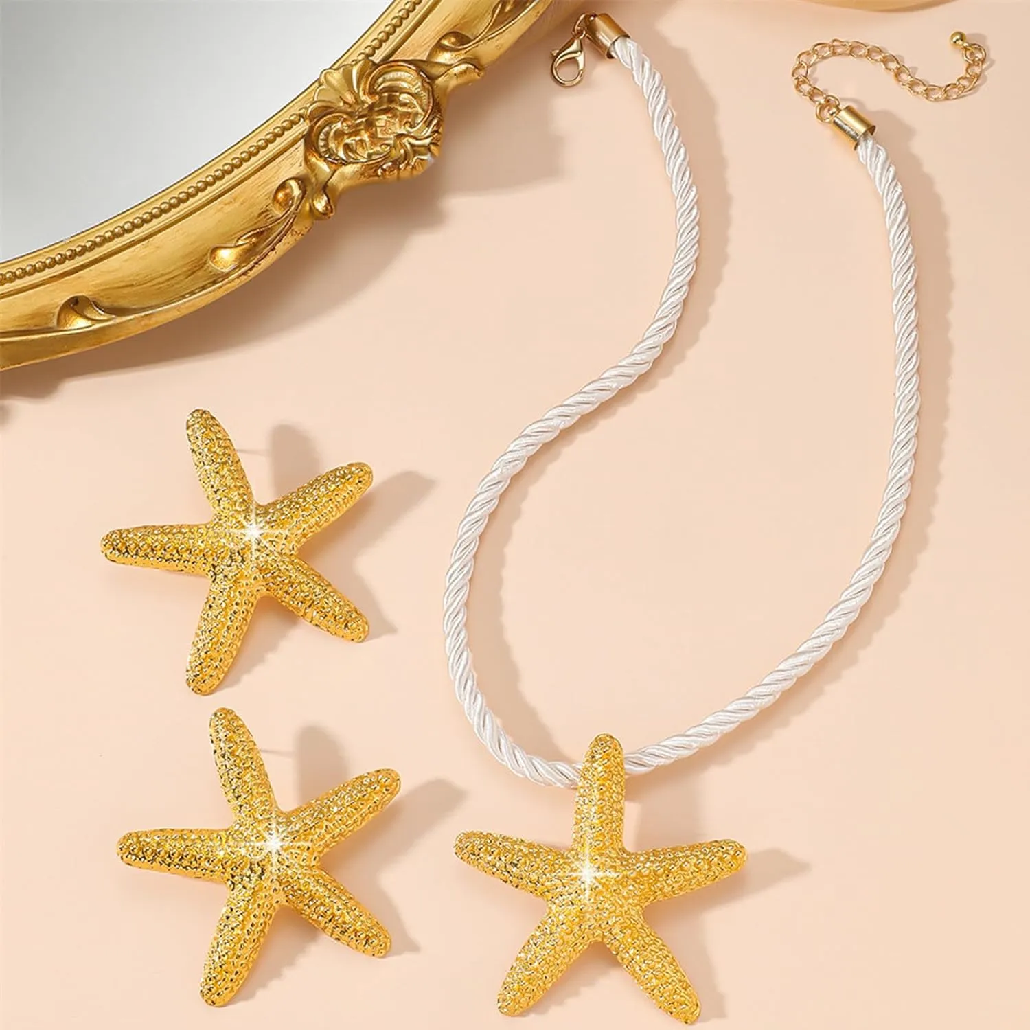 Seashell Necklace for Women Starfish Necklace Summer Beach Charm Necklaces Trendy Boho Pearl Shell Necklaces Summer Outfits for Women Beach Starfish Earrings Vacation Earrings Seashell Jewelry