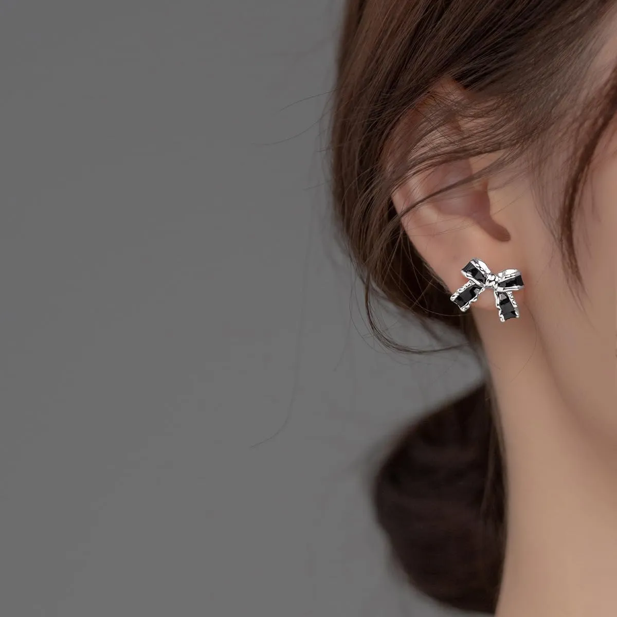 SLUYNZ Solid 925 Sterling Silver Black Bow Earrings Studs for Women Teens Bowknot Stud Earrings Ribbon Bow Studs