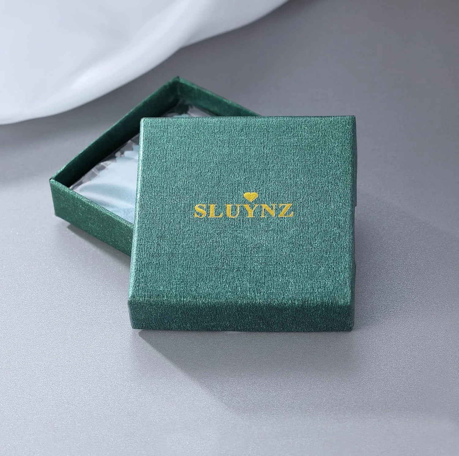 SLUYNZ Sterling Silver Bezel CZ Earrings Stud for Women Teen Girls Round Simulated Diamond Stud Earrings Round CZ Stud Earrings 5MM/6MM/7MM