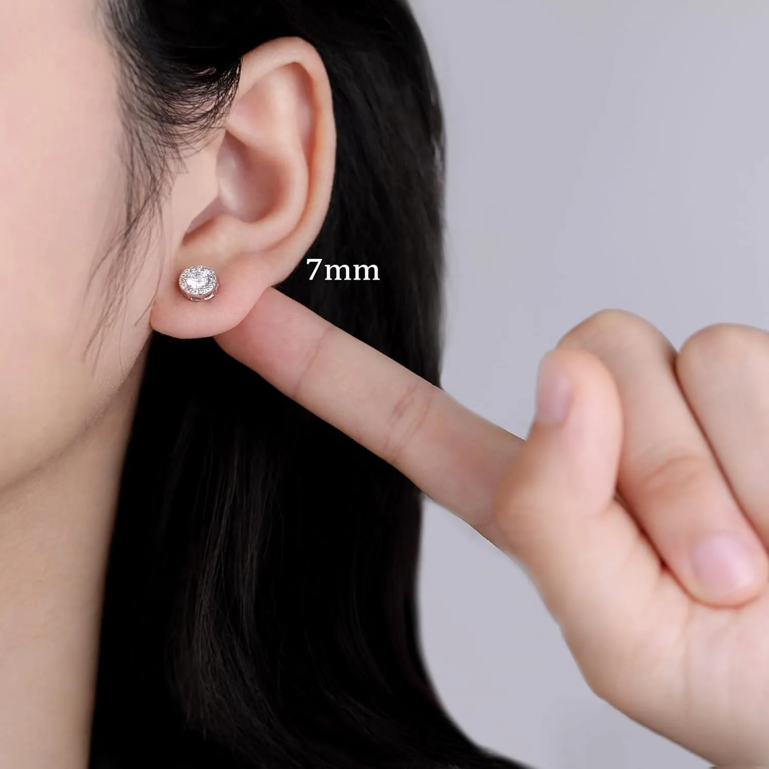 SLUYNZ Sterling Silver Halo CZ Stud Earrings for Women Teens Simulated Diamond Stud Earrings Round CZ Stud Earrings 7MM/8MM/9MM