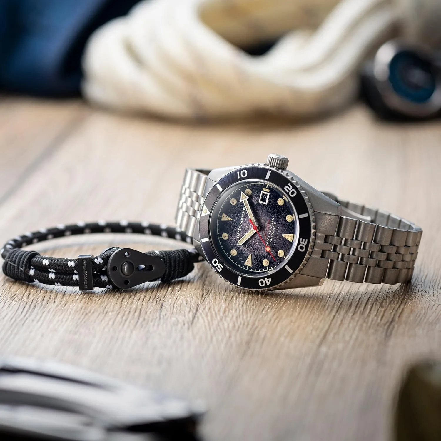 Spinnaker Mens 44mm Wreck Automatic 3 Hands Watch with Genuine Leather or Stainless Steel Strap SP-5089