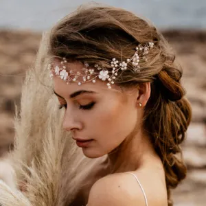 Teyglen Bridal Flower Pearl Headband Hair Vine Gold Silver Rhinestones Headpieces for Wedding Party Prom Vintage Hair Pieces Hair Accessories Jewelry for Women Bride (Gold)