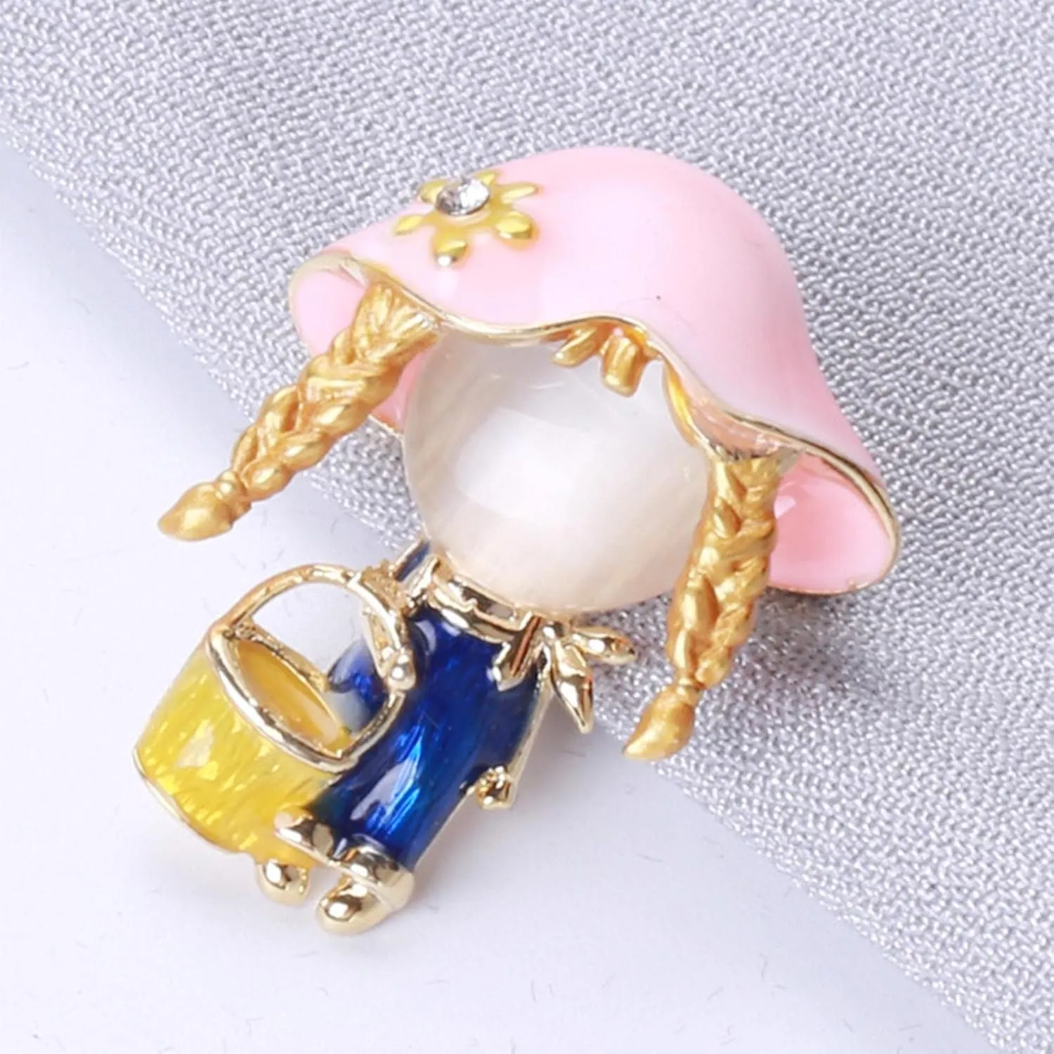 Trendy Brooch Pin for Women Men Cute Little Girl Brooch Personality Cartoon Creative Pin Cardigan Accessories Brooch Pins for Wedding Bouquet Party Decoration