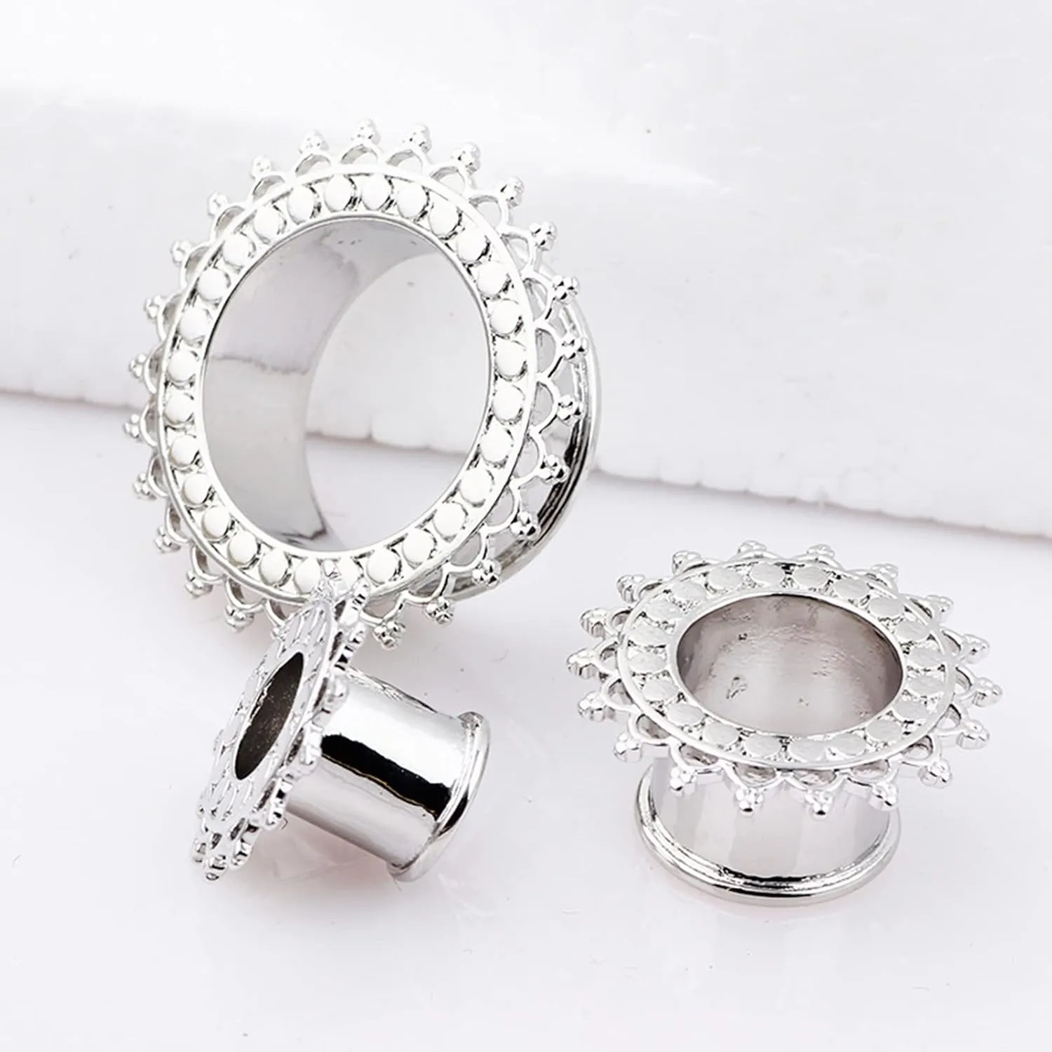 Tunnel Plugs for Women Stainless Steel Ear Gauges Gold/Silver with Vintage Flower Ear Tunnels Expander Piercing, 1 Pair, 12MM/14MM/16MM/18MM