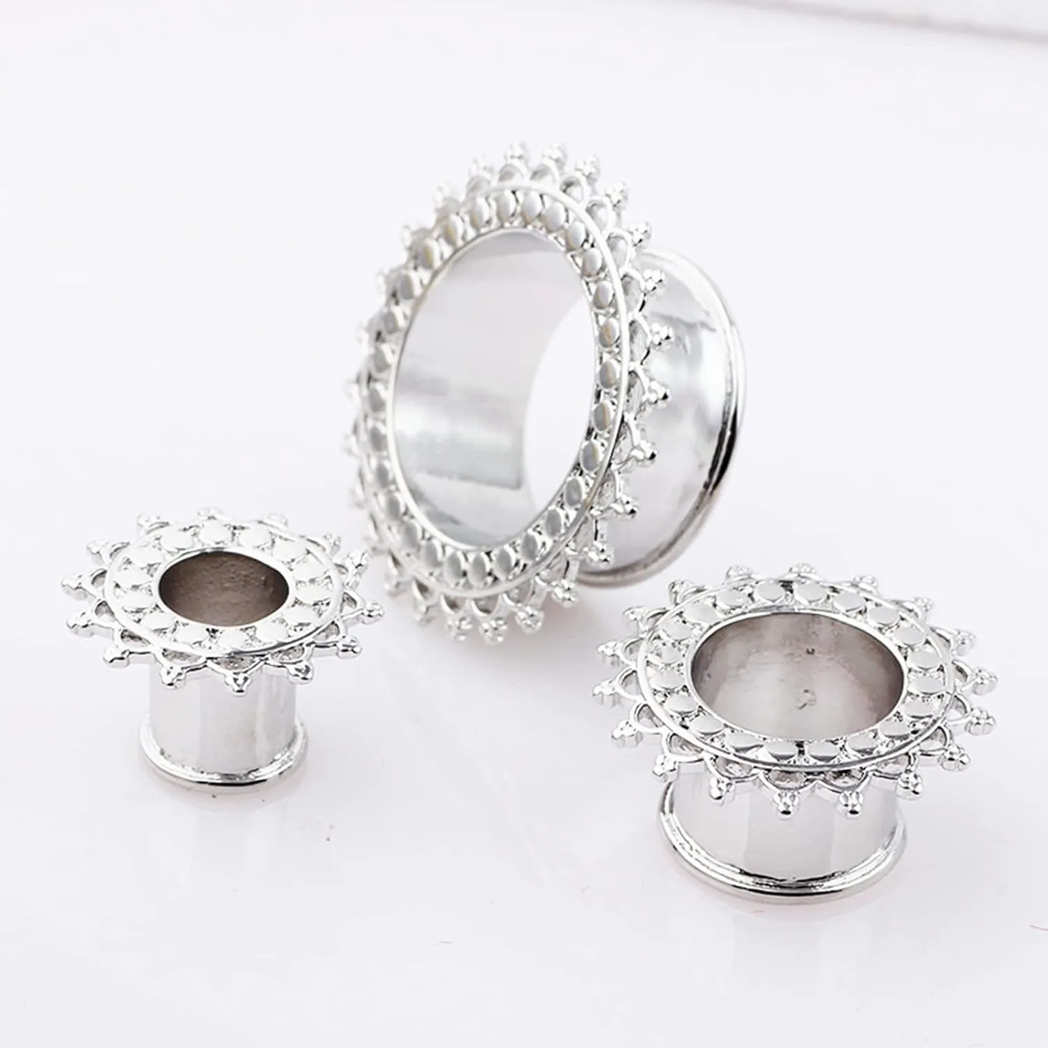Tunnel Plugs for Women Stainless Steel Ear Gauges Gold/Silver with Vintage Flower Ear Tunnels Expander Piercing, 1 Pair, 12MM/14MM/16MM/18MM
