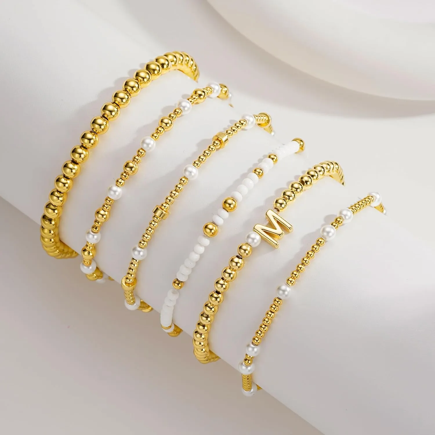 Turandoss 6PCS Beaded Initial Bracelets for Women, 18K Gold Plated Beaded Initial Letter Bracelet for Girls Women, Initial A-Z Stretch Bead Stackable Bracelet Jewelry Set Gifts